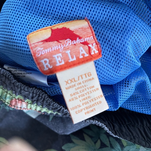 Tommy Bahama swim shorts - Picture 3 of 7
